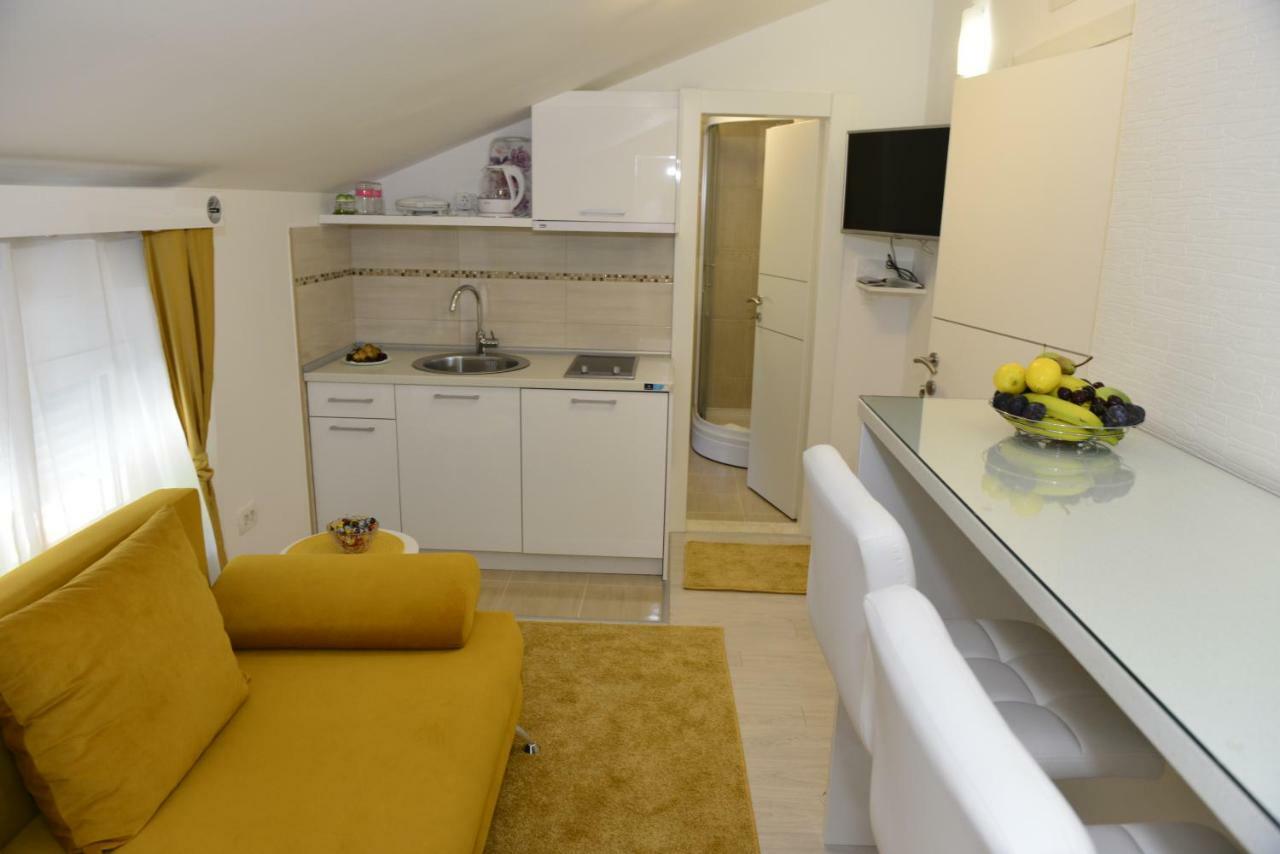 Apartmani Stefanija Tivat Eksteriør billede
