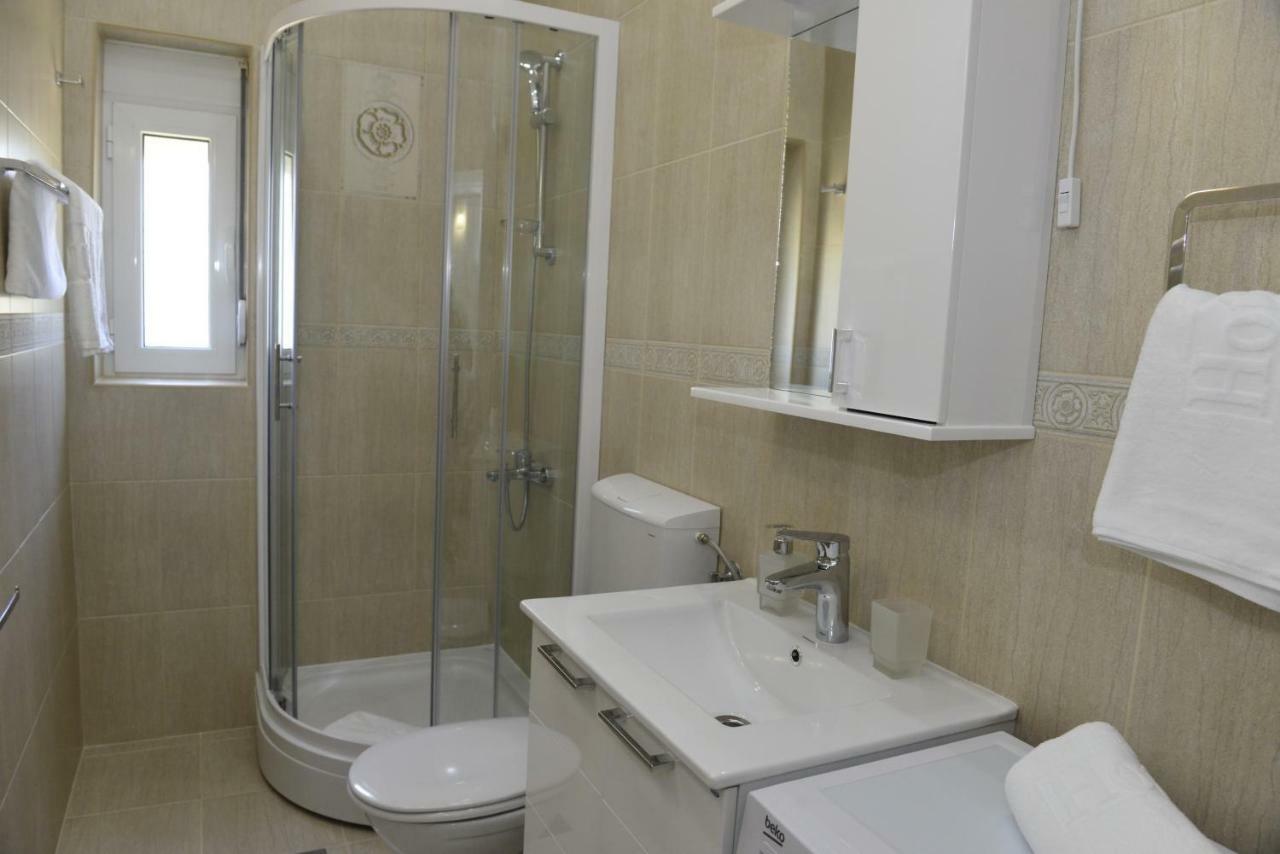 Apartmani Stefanija Tivat Eksteriør billede